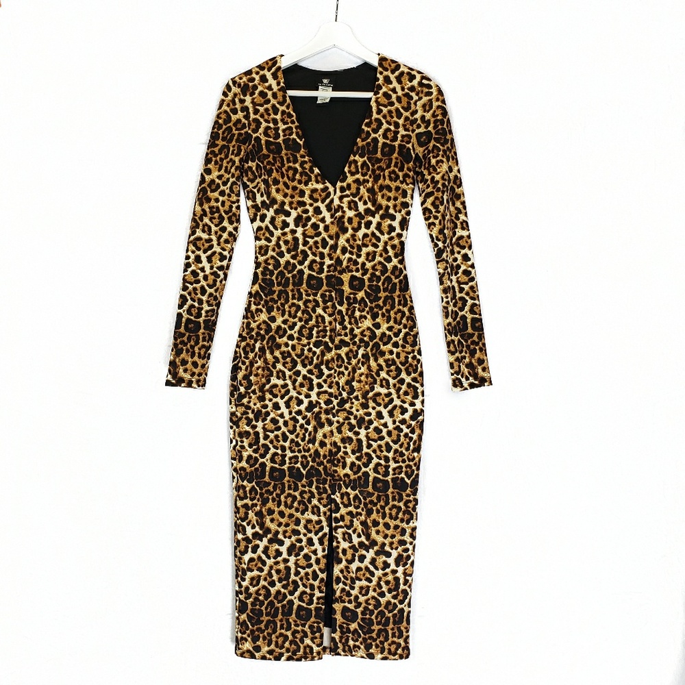 Va Va Voom Animal Print 🐆 Long Sleeve Midi Dress